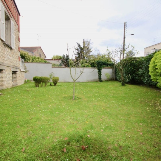  Annonces NANTERRE : House | MONTMAGNY (95360) | 262 m2 | 832 000 € 