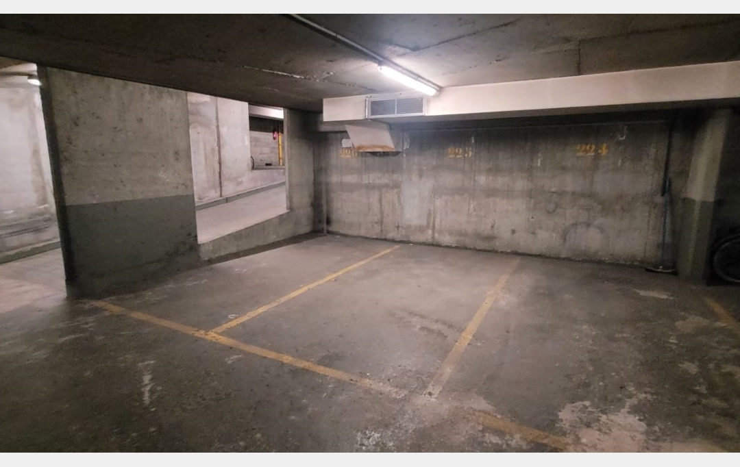 Annonces NANTERRE : Garage / Parking | PARIS (75016) | 17 m2 | 60 000 € 