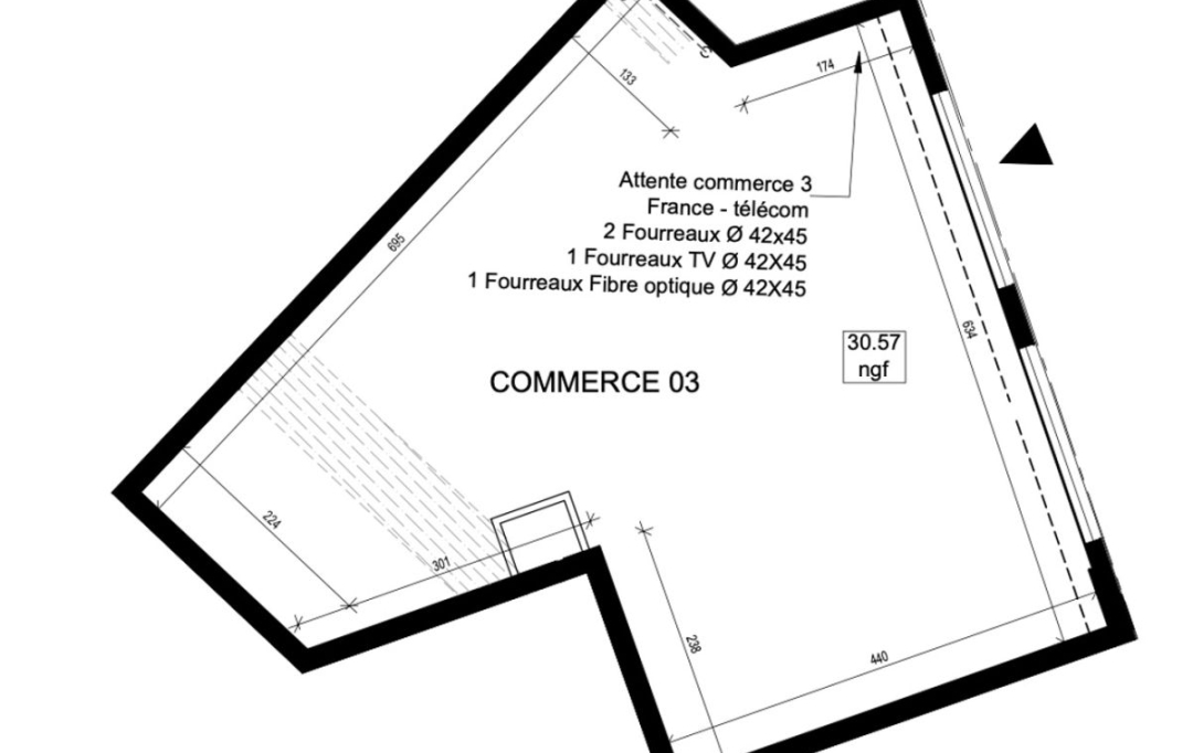 Annonces NANTERRE : Local / Bureau | PUTEAUX (92800) | 40 m2 | 2 717 € 