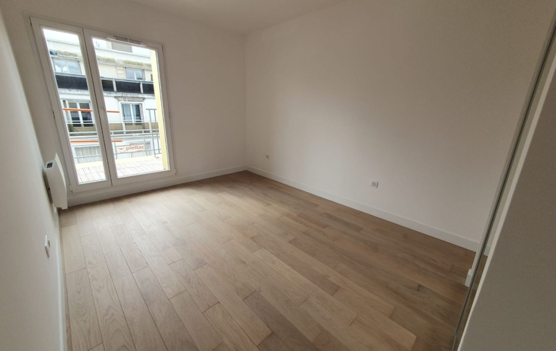 Annonces NANTERRE : Appartement | PARIS (75018) | 64 m2 | 1 225 000 € 