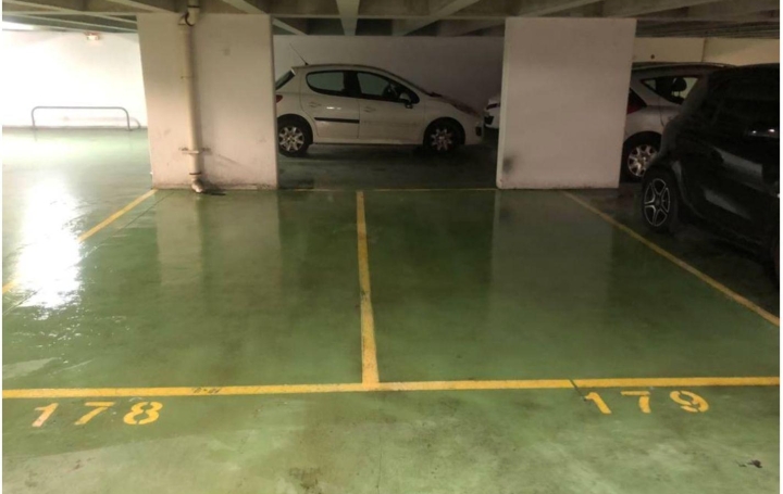  Annonces NANTERRE Garage / Parking | PARIS (75011) | 12 m2 | 28 000 € 